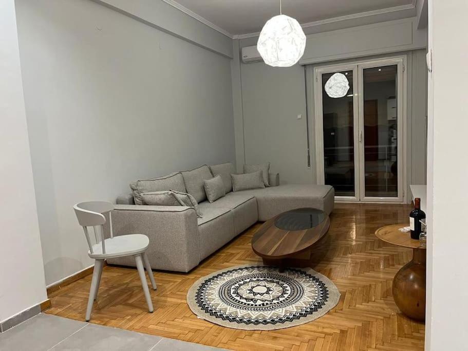 Acropolis Casa 2Bdr/2Bthr W/Hot Tub-3Mins To Plaka Apartment Athens Exterior photo